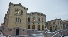 Den private stiftelsen Sintef Byggforsk og NTNU tilbyr Kommunal og regionaldepartementet å bruke deler av deres innspillstekst direkte i den kommende stortingsmeldingen om  bygningspolitikk.