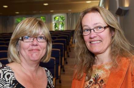 Anne Mette Ødegård (t.v.) og Susanne Søholt la i dag fram en rapport om arbeidsinnvandrernes vilkår i det norske boligmarkedet, et marked hvor de konkurrerer på samme vilkår som andre om boligene.