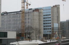 Betongveggene ble kledd utvendig med isolerte elementer av tre som Byggmesteren omtalte i nr. 4 i 2012.