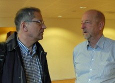 Programmet inviterte ikke til spørsmål og kommentarer, men markedssjef i Jackon, Bengt Bøyesen, rakk noen ord med Kjell Skog da han var på vei ut.