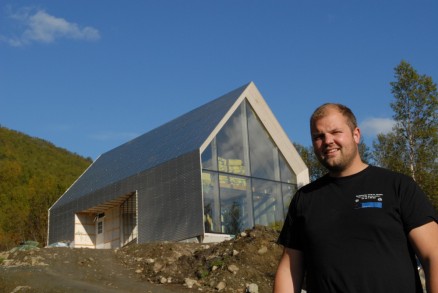 Jensen er skeptisk til konkurrenter som ansetter utlendinger fordi han mener det går på bekostning av lærlinger.